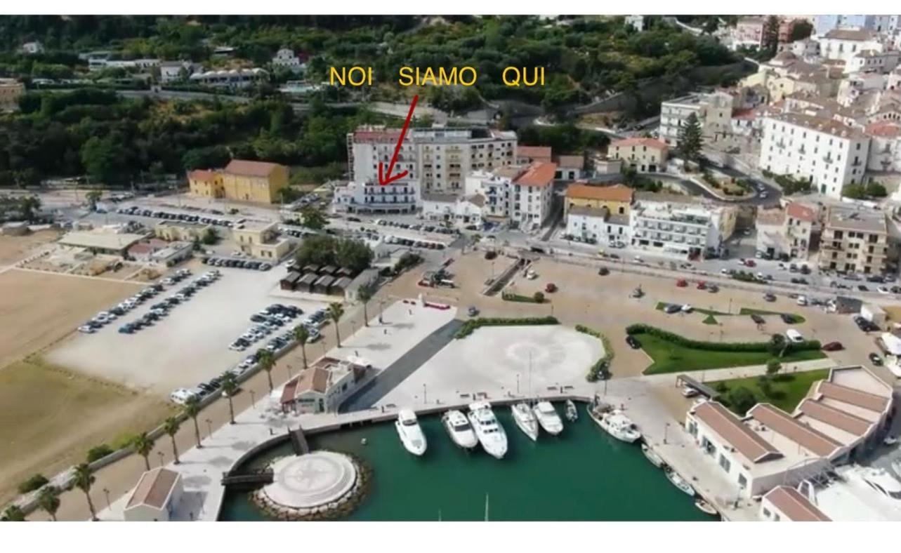 B&B Marina Sleep And Ship Rodi Garganico Exterior photo
